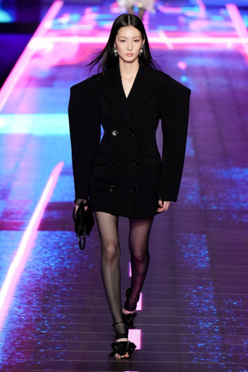 Fotoservizio/FW 22-23/WOMEN/SFILATA/DOLCE & GABBANA/DP2/15