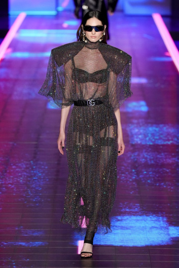 Fotoservizio/FW 22-23/WOMEN/SFILATA/DOLCE & GABBANA/DP2/21