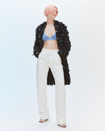 Fotoservizio/FW 22-23/WOMEN/PRESENTAZIONE/DES PHEMMES/DP2/5