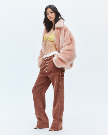 Fotoservizio/FW 22-23/WOMEN/PRESENTAZIONE/DES PHEMMES/DP2/24