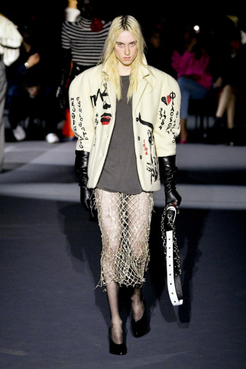 Fotoservizio/FW 22-23/WOMEN/SFILATA/PHILOSOPHY DI LORENZO SERAFINI/DP2/5