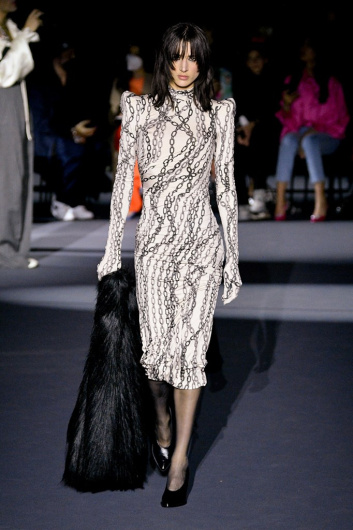 Fotoservizio/FW 22-23/WOMEN/SFILATA/PHILOSOPHY DI LORENZO SERAFINI/DP2/12