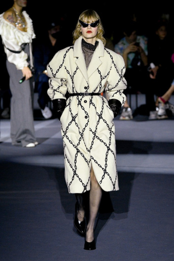 Fotoservizio/FW 22-23/WOMEN/SFILATA/PHILOSOPHY DI LORENZO SERAFINI/DP2/7