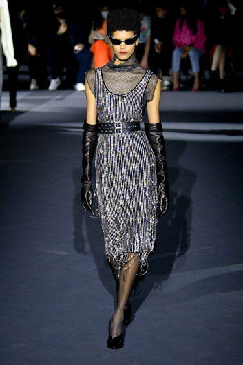 Fotoservizio/FW 22-23/WOMEN/SFILATA/PHILOSOPHY DI LORENZO SERAFINI/DP2/16