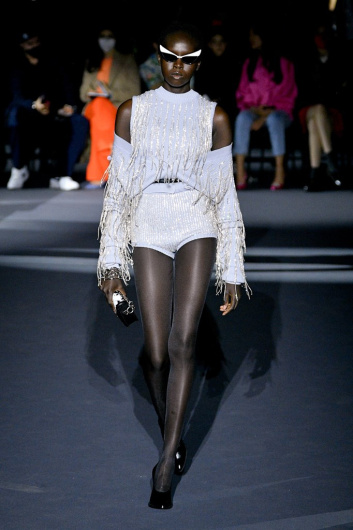 Fotoservizio/FW 22-23/WOMEN/SFILATA/PHILOSOPHY DI LORENZO SERAFINI/DP2/18