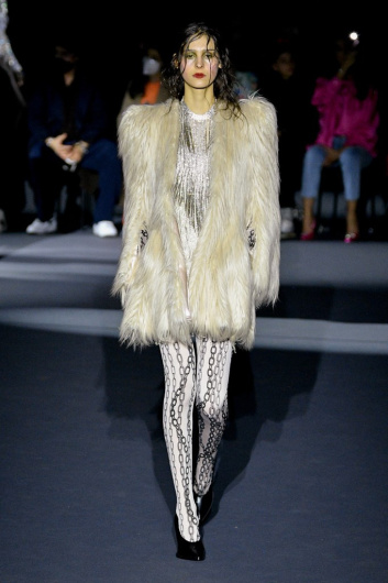 Fotoservizio/FW 22-23/WOMEN/SFILATA/PHILOSOPHY DI LORENZO SERAFINI/DP2/13