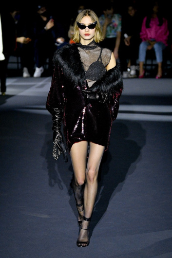 Fotoservizio/FW 22-23/WOMEN/SFILATA/PHILOSOPHY DI LORENZO SERAFINI/DP2/15