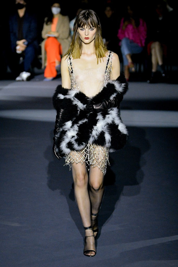 Fotoservizio/FW 22-23/WOMEN/SFILATA/PHILOSOPHY DI LORENZO SERAFINI/DP2/2