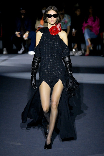 Fotoservizio/FW 22-23/WOMEN/SFILATA/PHILOSOPHY DI LORENZO SERAFINI/DP2/23