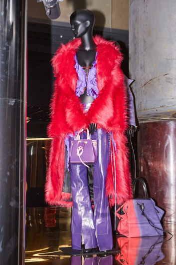 Fotoservizio/FW 22-23/WOMEN/PRESENTAZIONE/RADICA STUDIO/DP2/8