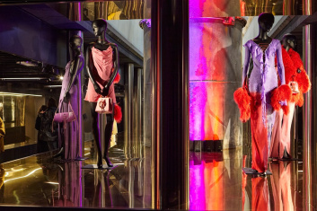 Fotoservizio/FW 22-23/WOMEN/PRESENTAZIONE/RADICA STUDIO/DP2/40