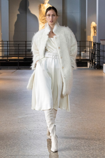 Fotoservizio/FW 22-23/WOMEN/SFILATA/LAURA BIAGIOTTI/DP2/0