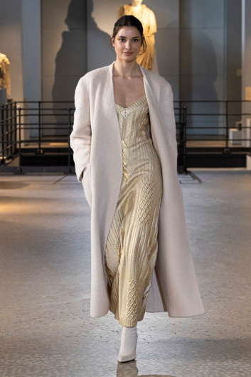 Fotoservizio/FW 22-23/WOMEN/SFILATA/LAURA BIAGIOTTI/DP2/7