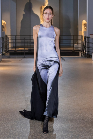 Fotoservizio/FW 22-23/WOMEN/SFILATA/LAURA BIAGIOTTI/DP2/20