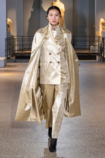 Fotoservizio/FW 22-23/WOMEN/SFILATA/LAURA BIAGIOTTI/DP2/22