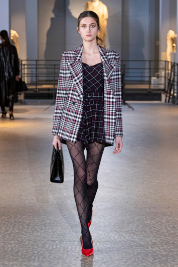 Fotoservizio/FW 22-23/WOMEN/SFILATA/LAURA BIAGIOTTI/DP2/15