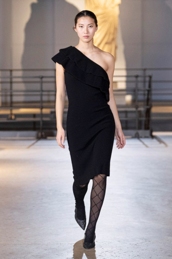 Fotoservizio/FW 22-23/WOMEN/SFILATA/LAURA BIAGIOTTI/DP2/31