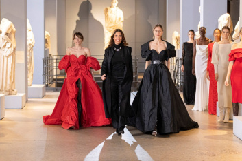 Fotoservizio/FW 22-23/WOMEN/SFILATA/LAURA BIAGIOTTI/DP2/40