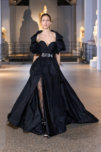 Fotoservizio/FW 22-23/WOMEN/SFILATA/LAURA BIAGIOTTI/DP2/36
