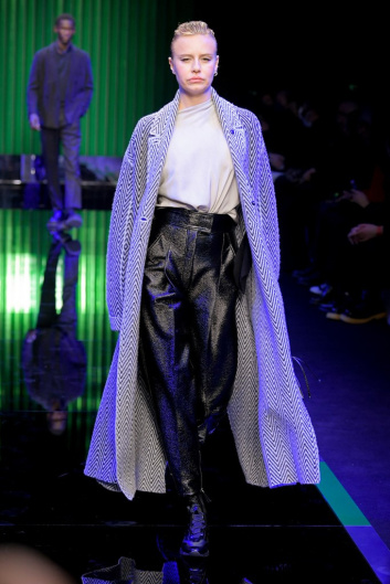 Fotoservizio/FW 22-23/WOMEN/SFILATA/GIORGIO ARMANI/DP2/5