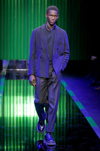 Fotoservizio/FW 22-23/WOMEN/SFILATA/GIORGIO ARMANI/DP2/6