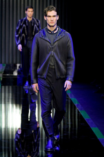 Fotoservizio/FW 22-23/WOMEN/SFILATA/GIORGIO ARMANI/DP2/25
