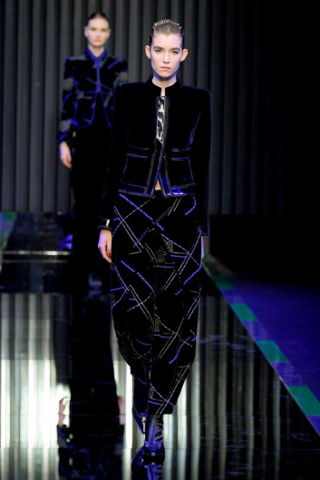 Fotoservizio/FW 22-23/WOMEN/SFILATA/GIORGIO ARMANI/DP2/33