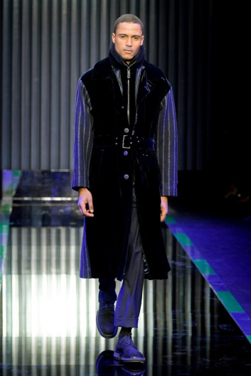 Fotoservizio/FW 22-23/WOMEN/SFILATA/GIORGIO ARMANI/DP2/41