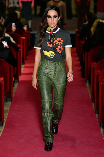 Fotoservizio/FW 22-23/WOMEN/SFILATA/CORMIO/DP2/5