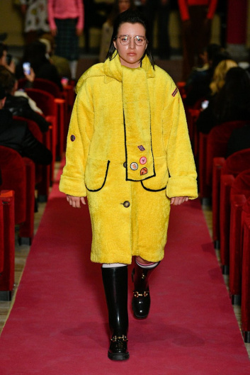 Fotoservizio/FW 22-23/WOMEN/SFILATA/CORMIO/DP2/17