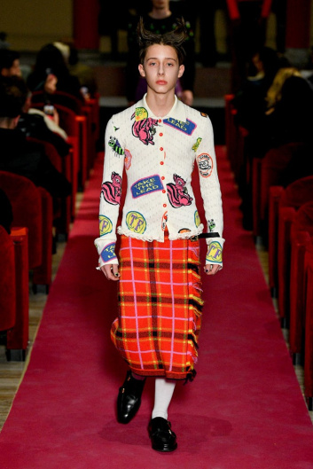 Fotoservizio/FW 22-23/WOMEN/SFILATA/CORMIO/DP2/24