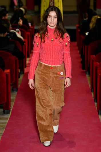 Fotoservizio/FW 22-23/WOMEN/SFILATA/CORMIO/DP2/26