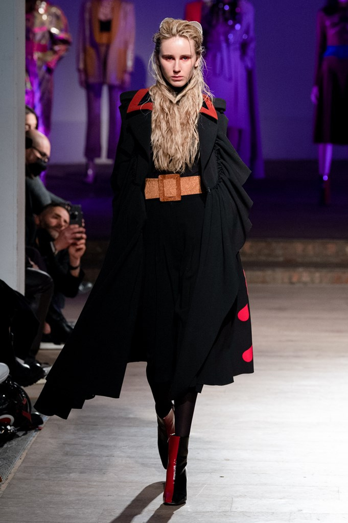 Fotoservizio/FW 22-23/WOMEN/SFILATA/FRANCESCA LIBERATORE/DP2/24