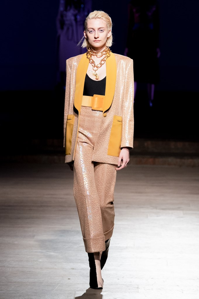 Fotoservizio/FW 22-23/WOMEN/SFILATA/FRANCESCA LIBERATORE/DP2/20