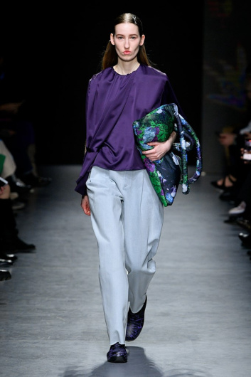 Fotoservizio/FW 22-23/WOMEN/SFILATA/ALEXANDRA MOURA/DP2/14