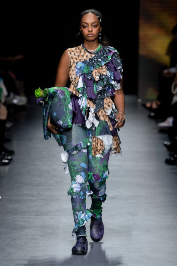 Fotoservizio/FW 22-23/WOMEN/SFILATA/ALEXANDRA MOURA/DP2/32