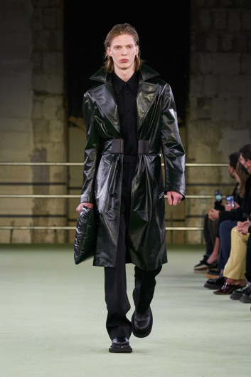 Fotoservizio/FW 22-23/WOMEN/SFILATA/BOTTEGA VENETA/DP2/3