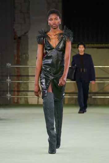 Fotoservizio/FW 22-23/WOMEN/SFILATA/BOTTEGA VENETA/DP2/4