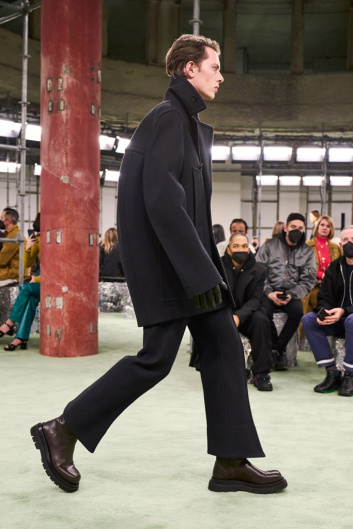 Fotoservizio/FW 22-23/WOMEN/SFILATA/BOTTEGA VENETA/DP2/13