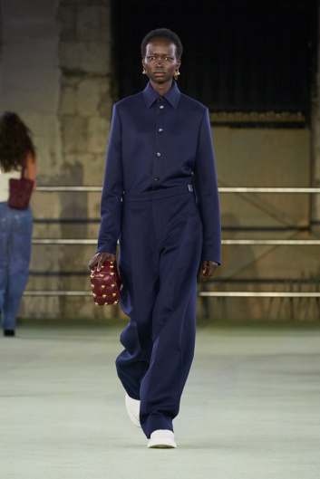 Fotoservizio/FW 22-23/WOMEN/SFILATA/BOTTEGA VENETA/DP2/8