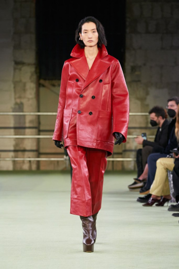 Fotoservizio/FW 22-23/WOMEN/SFILATA/BOTTEGA VENETA/DP2/19