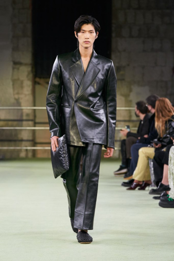 Fotoservizio/FW 22-23/WOMEN/SFILATA/BOTTEGA VENETA/DP2/20