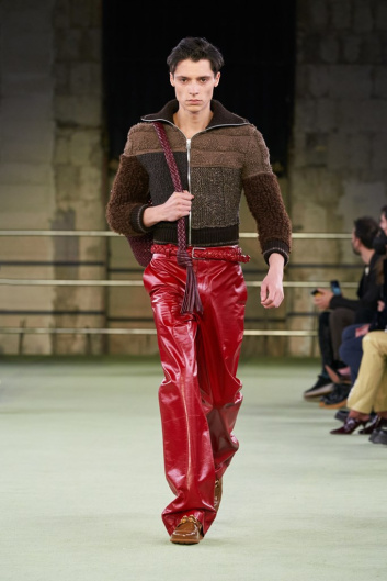 Fotoservizio/FW 22-23/WOMEN/SFILATA/BOTTEGA VENETA/DP2/54