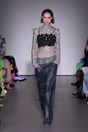 Fotoservizio/FW 22-23/WOMEN/SFILATA/MSGM/DP2/1