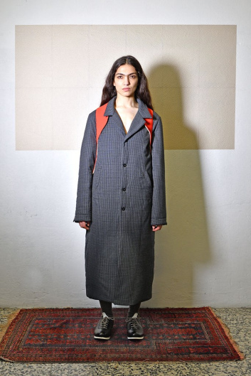 Fotoservizio/FW 22-23/WOMEN/SFILATA/FABIO QUARANTA/DP2/26