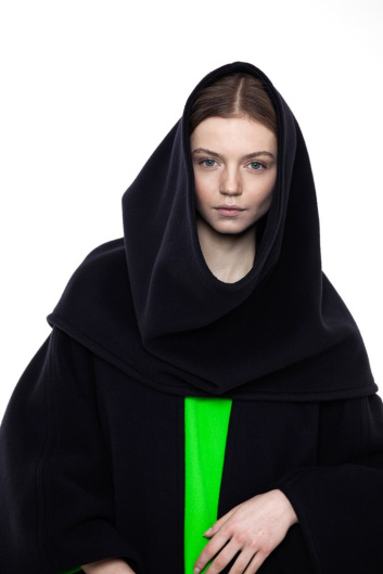 Fotoservizio/FW 22-23/WOMEN/PRESENTAZIONE/GIANLUCA CAPANNOLO/DP2/19