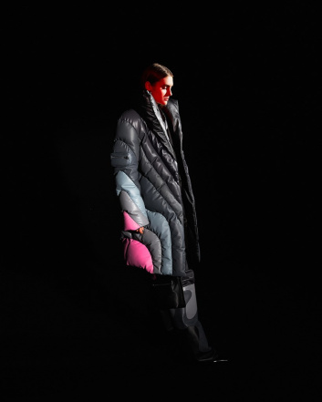 Fotoservizio/FW 22-23/WOMEN/PRESENTAZIONE/SSHEENA/DP2/5