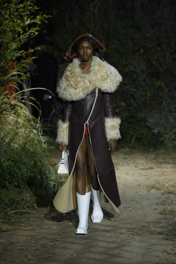 Fotoservizio/FW 22-23/WOMEN/SFILATA/MARNI/DP2/19
