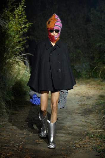 Fotoservizio/FW 22-23/WOMEN/SFILATA/MARNI/DP2/23