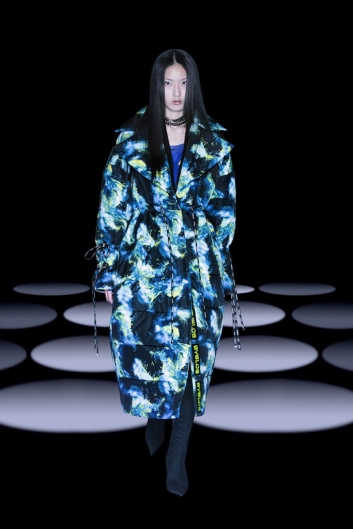 Fotoservizio/FW 22-23/WOMEN/SFILATA/BYBLOS/DP2/0